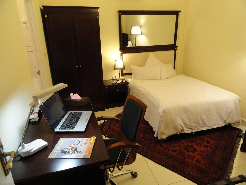 Rouxinol Boutique Hotel Luanda Room photo